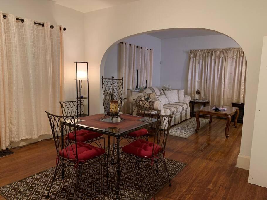 Comfortable 2-Bdrm Spacious Home With Wifi & Patio Indianapolis Dış mekan fotoğraf