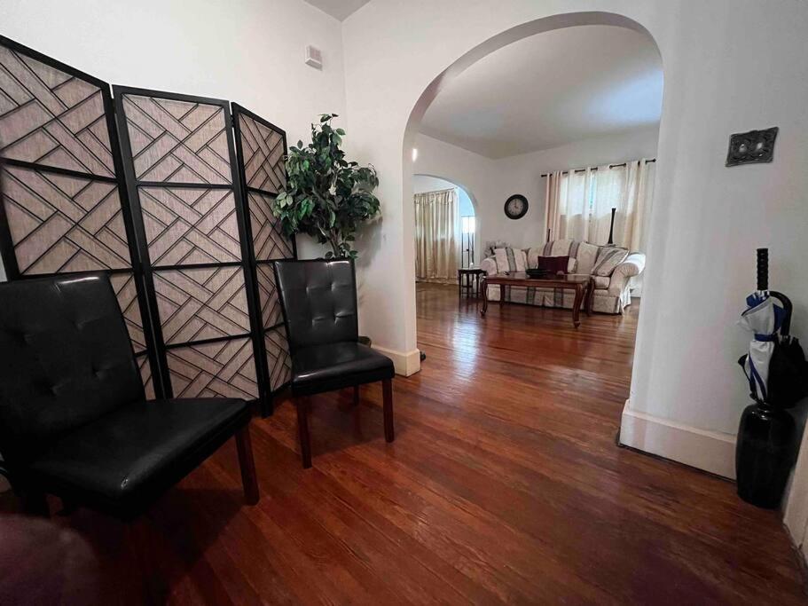 Comfortable 2-Bdrm Spacious Home With Wifi & Patio Indianapolis Dış mekan fotoğraf